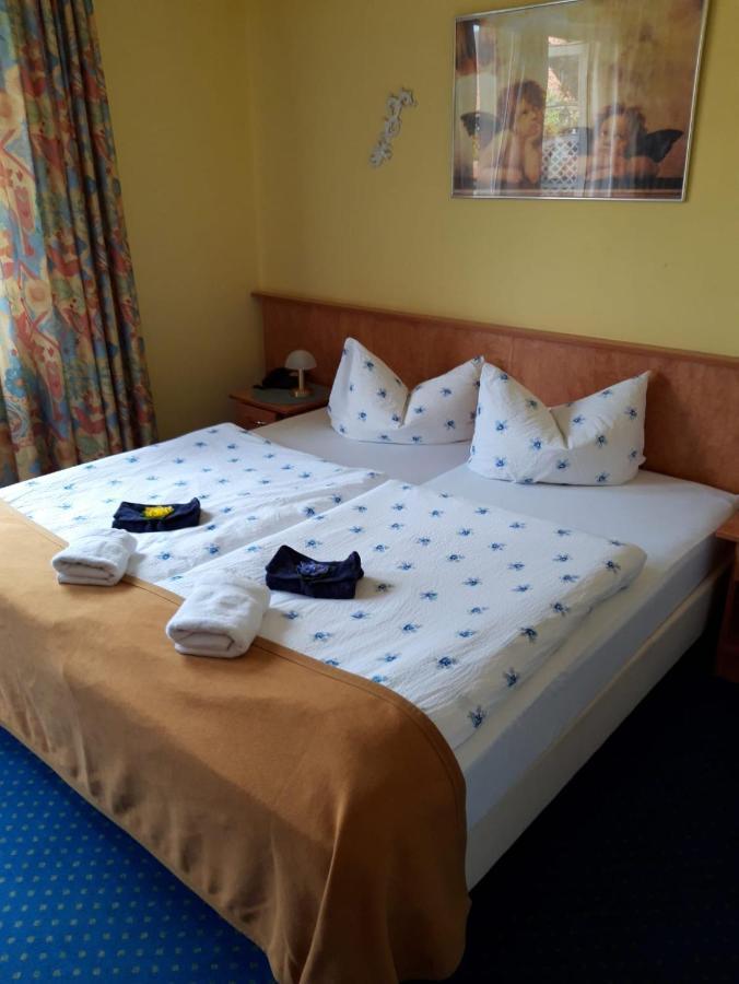 Hotel Zur Altstadt Целле Екстер'єр фото